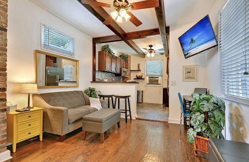 Westside Casa | Hidden Bungalow
