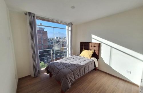 Jose Luis Bustamante y Rivero Apartamento | Hidden Charm