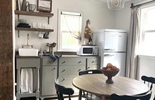 Hughesville Apartamento | Hidden Gem: Cozy apartment in downtown Hughesville