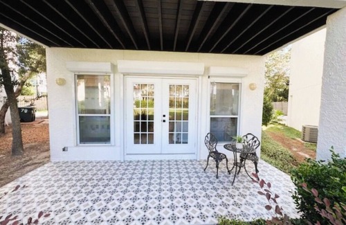 Seagrove Beach Casa | Hidden Gem I Short Walk to Beach I Quite Community I Recently Updated I Pool