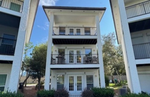 Seagrove Beach Casa | Hidden Gem I Short Walk to Beach I Quite Community I Recently Updated I Pool