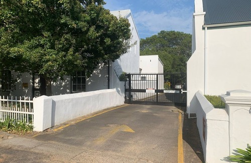 Stellenbosch Central Apartamento | Hidden Gem in Historic Stellenbosch