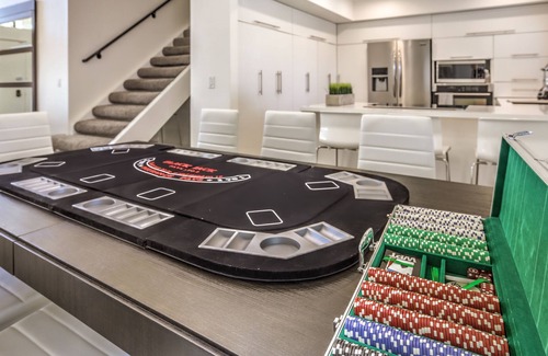 Spring Valley Casa | Hidden Gem in the Desert -Gym/Pool/Spa/Games-4BR