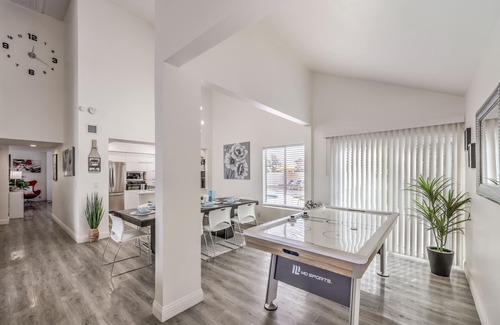 Spring Valley Casa | Hidden Gem in the Desert -Gym/Pool/Spa/Games-4BR