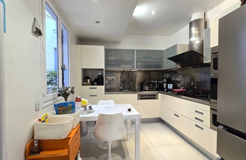 Plaisance Villa | Hidden gem in the middle of the city of lights