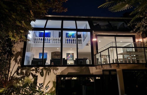 Plaisance Villa | Hidden gem in the middle of the city of lights