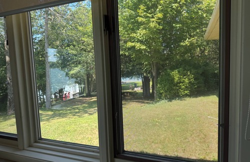 Flesherton Cabaña | Hidden Gem Lakefront cottage 1-1/2 hrs N of GTA. Perfect for Family getaway