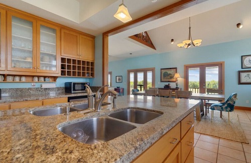 New Ulm Casa | Hidden Gem: Spacious Countryside Retreat w/ Pool