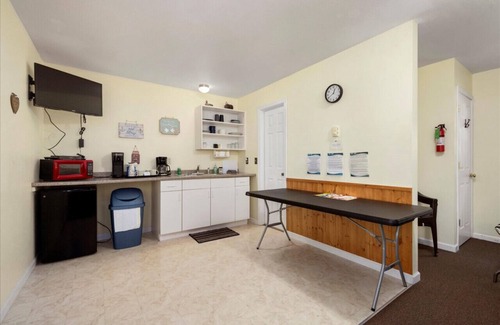 Durhamville Casa | Hidden Harbor Marina Unit 2 - Oneida Lake's Premier Fishing Paradise!