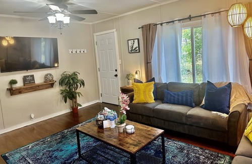 Oak Ridge Casa | Hidden Haven: Cozy Retreat near Melton Lake and Windrock Park