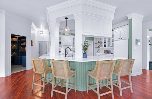 Fischer Casa | Hidden Hills I Family Vacation, Hot tub, Sleeps 24, 56 scenic acres for hiking!