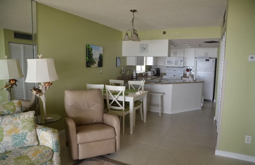 St. Pete Beach Condominio | Hidden Jewel on St. Pete Beach