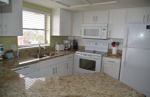 St. Pete Beach Condominio | Hidden Jewel on St. Pete Beach