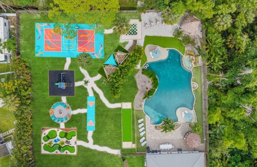 St. Petersburg - Clearwater Apartamento | Lagoon Paradise!Amazing Pool!
