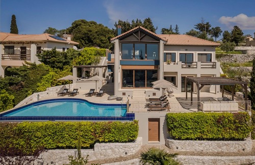 Antipata Villa | Gema de lujo oculta de Cefalonia - Villa Karmaniolos