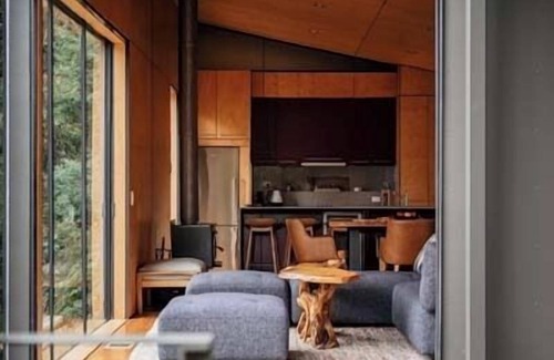 Police Point Cabaña | Hidden on Huon, exclusive getaway