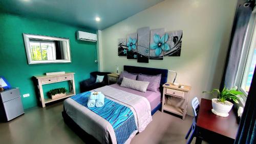 San Juan Casa | Hidden Palms Inn Deluxe Room