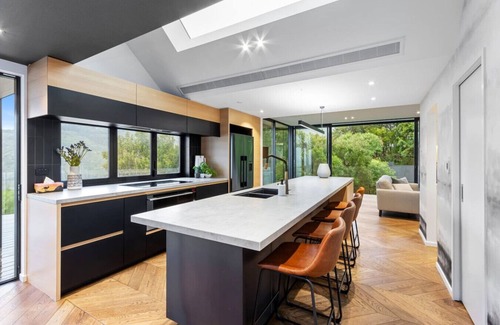 Christchurch District Casa | Hidden Paradise in Christchurch
