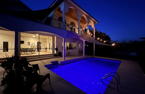 Tropic Casa | Hidden River Estate on the Eau Gallie River!