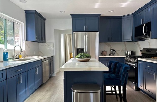 North Redondo Casa | Charming 3-bedroom house with AC and WiFi near Redondo & Manhattan Beach