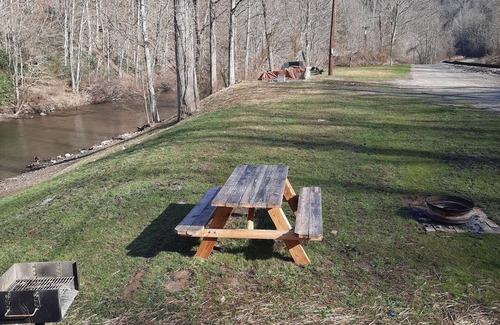 Corinne Alquiler De RV | Hidden Valley Campground