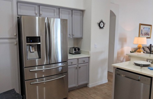 Orange Tree Villa | Hidden Waterfront Oasis - ¡A solo 16 minutos de Disney!