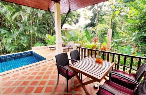 Thai Mueang Casa | Esconda bungalows de lujo en la jungla, piscina privada, WIFI gratuito
