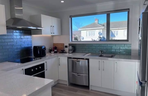 Invercargill Apartamento | Hide away from the world, apartment style, on Dee!