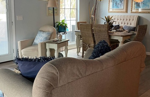Myrtle Grove Casa | Hideaway Cottage with Private Heated Pool