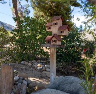 Kernville Casa | Hideaway Riverfront Cabin in Kernville with Universal EV Charger