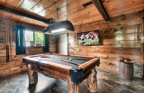 Kodak Casa | Hideout Haven Hot Tub Private Pool