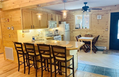 Hamlin Casa | Hideout Home With 2 Minutes To Pool/ Beach and Ski Lift