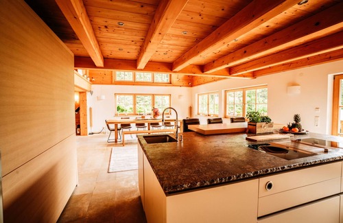 Waidring Chalet De Esquí | Hideway Chalet Gamsglück con piscina y sauna
