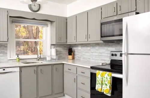 New Paltz Casa | Higashi: New Paltz family home with King bed minutes to downtown