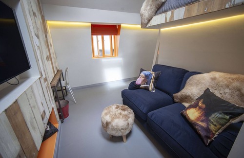 Bristol Old City Apartamento | higgihaus (Apartment 5, Clare Street). Aparthotel. Central Location.
