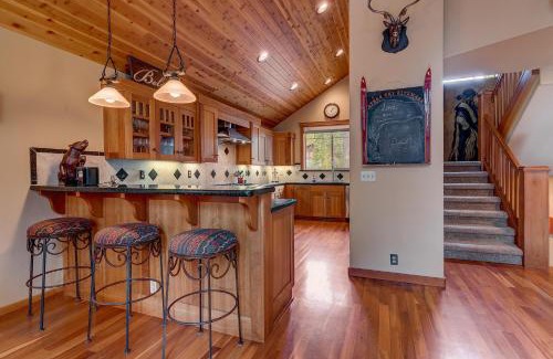 Truckee Casa | High Country Lodge - Hot Tub, Amenities Access, Shuffleboard and Horse Shoe Pit