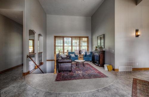 Deadwood Casa | High Country Pool House