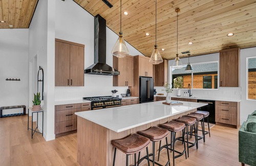 Orderville Cabina | High Desert Home | Modern Luxury Near Zion NP