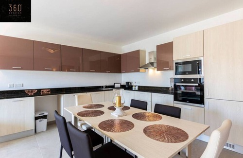 San Gwann Apartamento | High-End central APT with comfy BEDS & Super WIFI