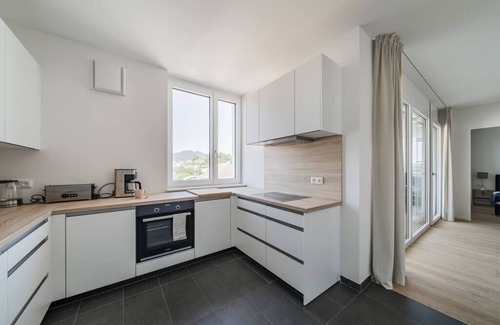 Gmunden Apartamento | High-End penthouse with lake view and terrace