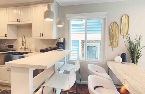 South Mission Beach Condominio | RECIENTEMENTE REMODELADO de 2 dormitorios de lujo en Mission Beach