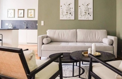 Neubau Apartamento | High-End Suite Centrally Located