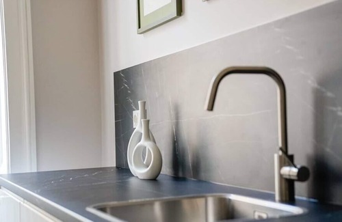 Neubau Apartamento | High-End Suite Centrally Located