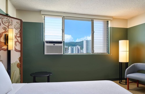 Ala Moana Hotel | High Floor City View King, Elevated Garden Escape, Poolside Comfort, Near Beach