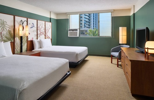 Ala Moana Hotel | High Floor City View Two Queens, Elevated Pool Views, Peaceful Koi Gardens