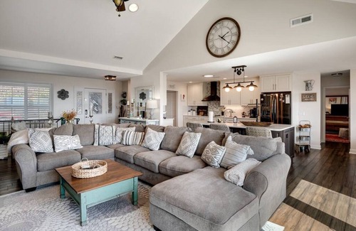 Sapphire Casa | High Heaven Mountain top dream