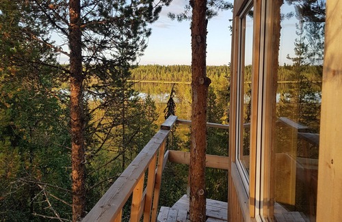 Arvidsjaur Casa | High in the trees in northern Sweden with lake views and moose under the terrace