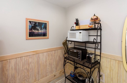 Isle of Palms Condominio | High Life on IOP, 1 blk a la playa, piscina en el lugar, se admiten perros.