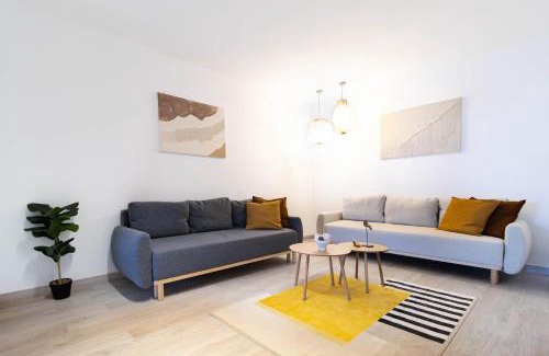 Bucharest Apartamento | High Perspective