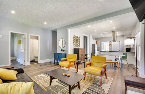 High Point Cabaña | High Point Vacation Rental w/ Private Deck & Yard!